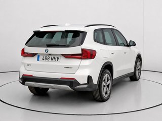 BMW X1 sDrive18i 100 kW (136 CV)