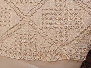 Colcha ganchillo hecha a mano - Cama 135