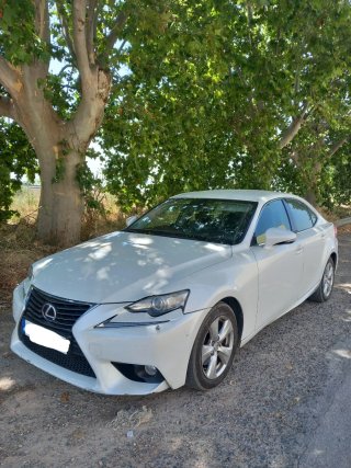 Lexus IS 2014