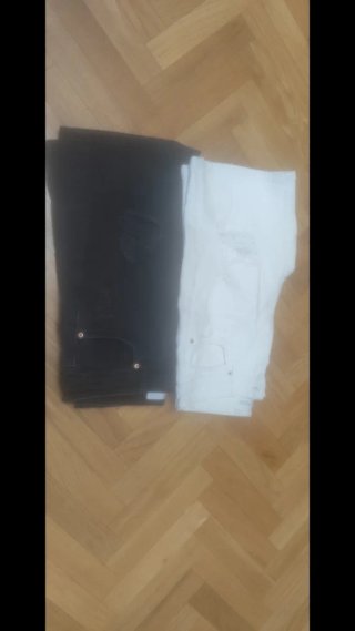 Pantalones vaqueros cortos