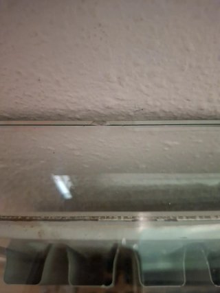 Mesa de salón clásica cristal y madera