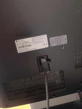 Televisor LG 42LD750
