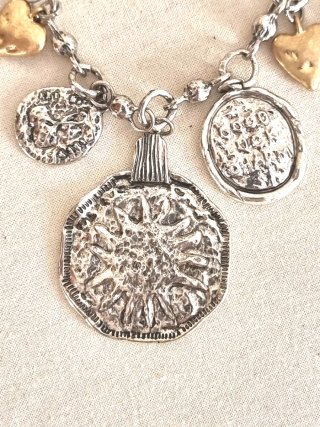 Zara Collar Maxi Charms Medallones Grabados