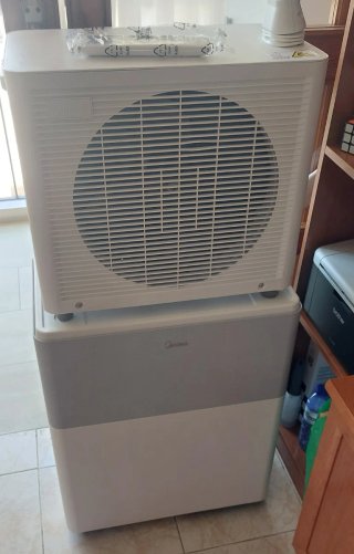 Aire Acondicionado Portátil Gris y Blanco