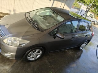 Toyota Auris 2010 unico dueño mui cuidado