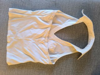 Top halter blanco con bolsillo