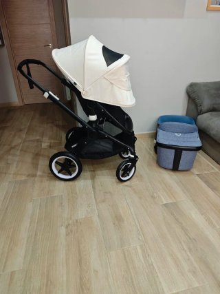 Bugaboo Fox Negro y Marfil
