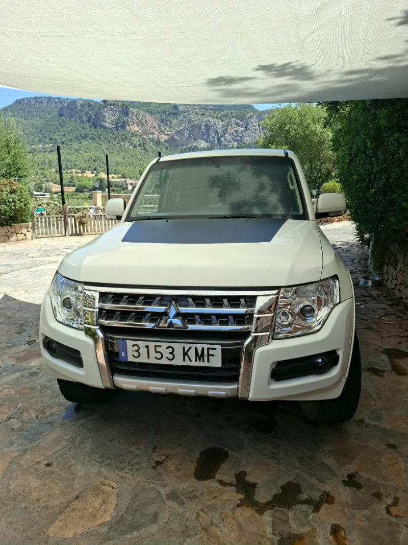 Mitsubishi Montero 2018 - foto 1