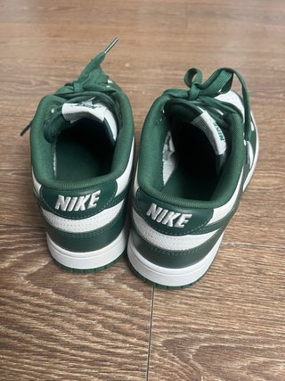 Nike Dunk Low Retro Verdes y Blancas