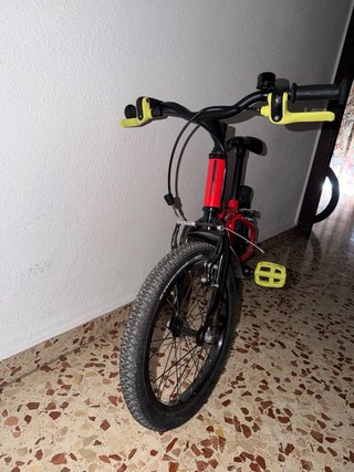 Bicicleta Btwin Discover Light 16 Roja