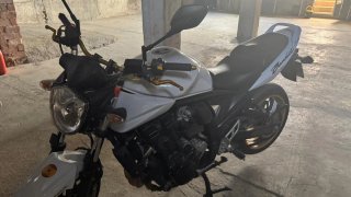 Suzuki Bandit Naked Blanca
