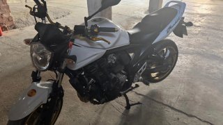 Suzuki Bandit Naked Blanca