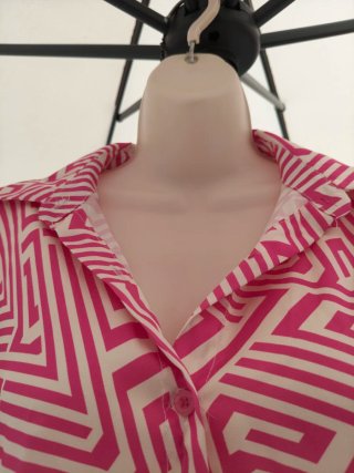 Blusa fucsia asimétrica manga larga 38