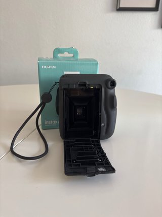 Cámara Fujifilm Instax Mini 11 Negra