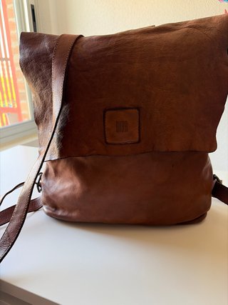 Mochila de piel marca Biba