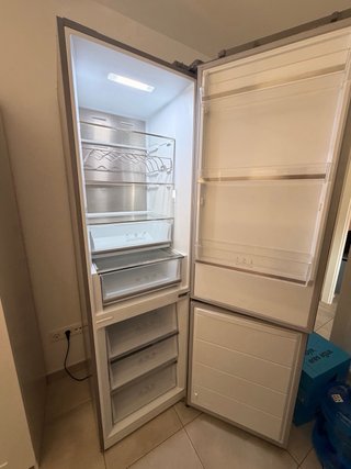 Nevera Midea