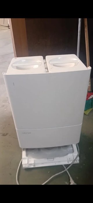 Robot aspirador y friega