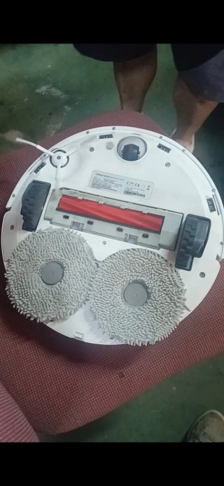Robot aspirador y friega