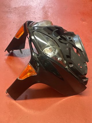 Frontal Honda Forza 250 2008