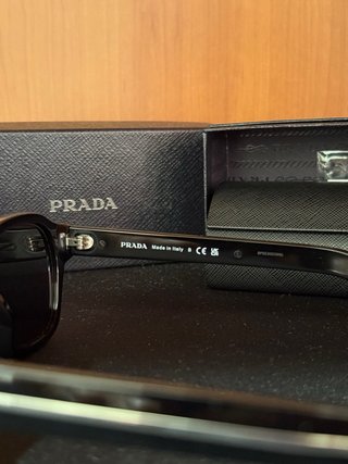 Occhiali da sole Prada