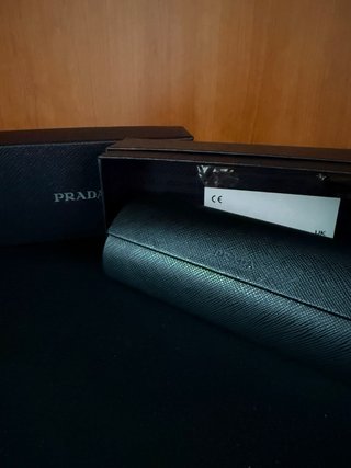 Occhiali da sole Prada