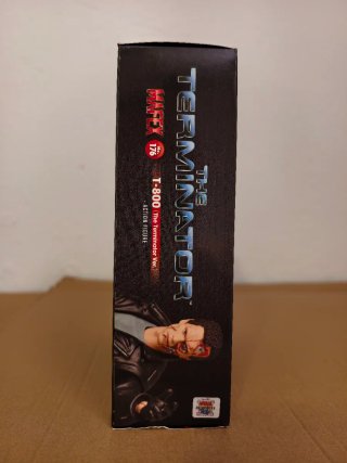 Mafex Terminator T-800 Figura de Acción