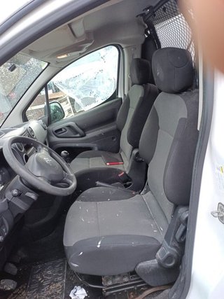 Citroen 115047 consola central berlingo furgon