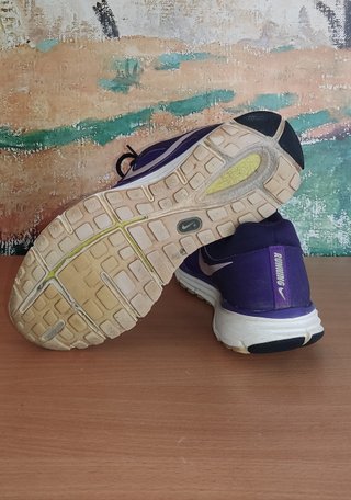 Zapatillas Nike Moradas y Blancas, Mujer,Niña