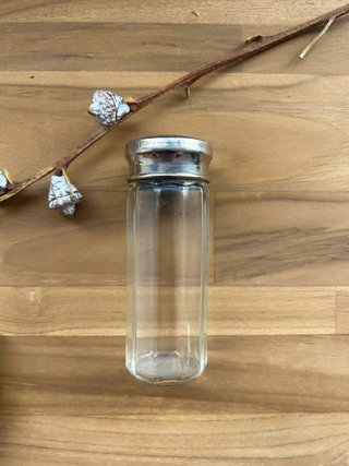Frasco de perfume antiguo