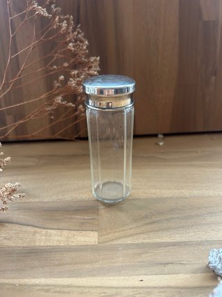 Frasco de perfume antiguo