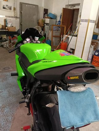 Kawasaki Ninja ZX6R Verde