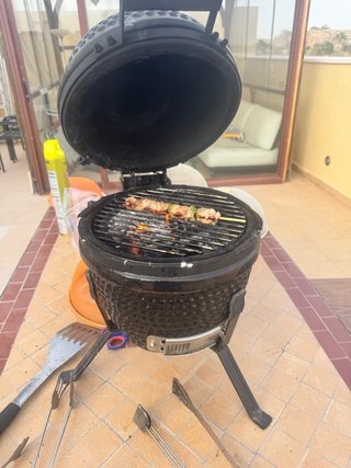 Barbacoa Kamado Grill Guru Negra