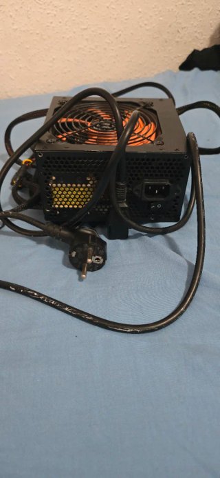 Fuente Alimentación CPU Hiditec Artica 700W