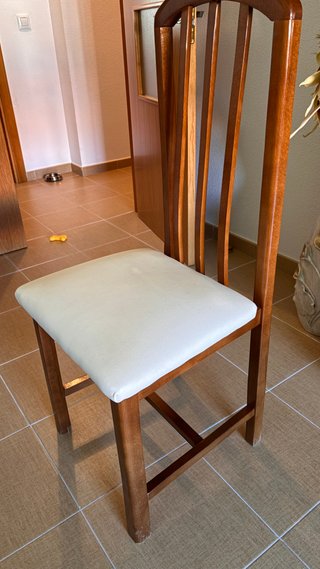 Mesa comedor y 4 sillas madera