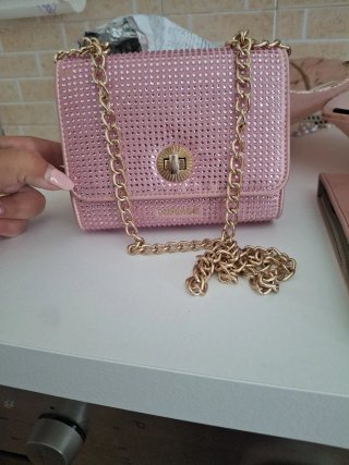 Borsa rosa con strass e catena oro