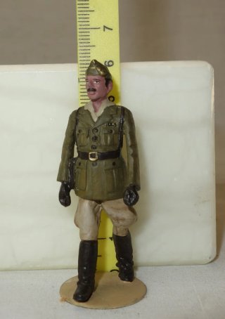 Figura Plomo 54mm Alymer 800 Oficial Guerra Civil