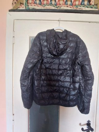 Piumino EA7 Emporio Armani Nero con Cappuccio