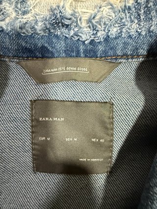 Chaqueta vaquera con detalles