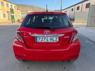 Toyota Yaris 2012