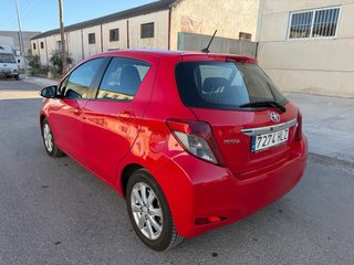 Toyota Yaris 2012
