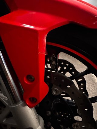Aprilia Shiver 750 Negra/Roja