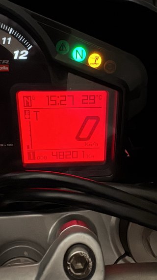 Aprilia Shiver 750 Negra/Roja
