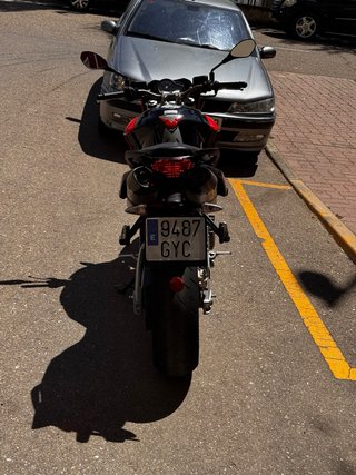 Aprilia Shiver 750 Negra/Roja