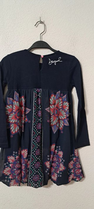 Vestido Desigual Talla 7=8 años