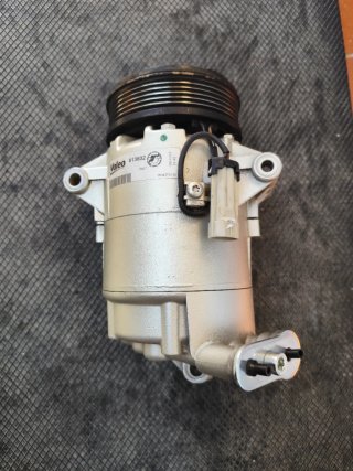 Compresor Aire Acondicionado Valeo 813602