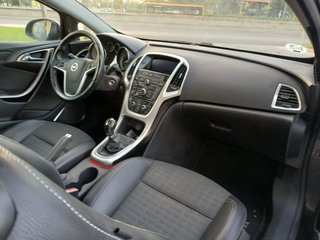 Opel Astra GTC 2014