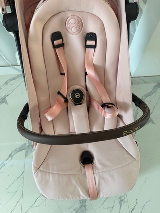 Silla de paseo Cybex Coya y barra