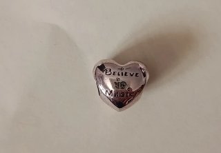 Abalorio Pandora Corazón Disney