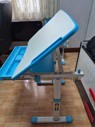 Tavolo e Sedia da Scrivania Regolabili per Bambini