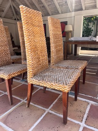 Juego de 8 sillas de comedor de mimbre